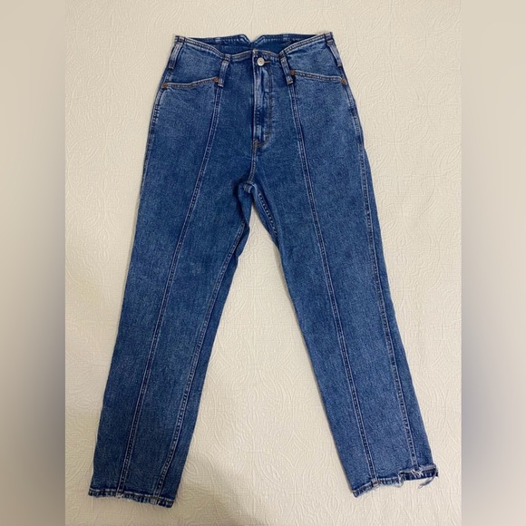 Abercrombie & Fitch Pants - Abercrombie & Fitch Ultra High Rise Mom Jeans - size 12